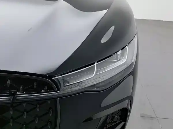 Lincoln Z 2022