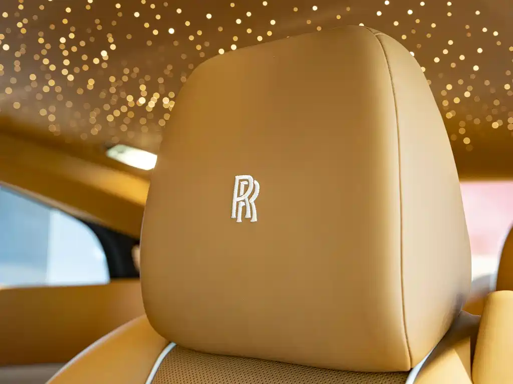 Rolls-Royce Wraith 2018 — фото 20