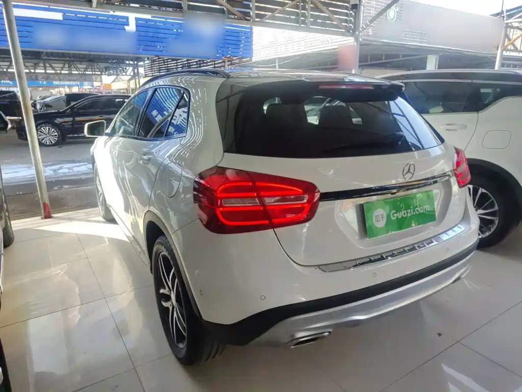 Mercedes-Benz GLA 2016 — фото 23