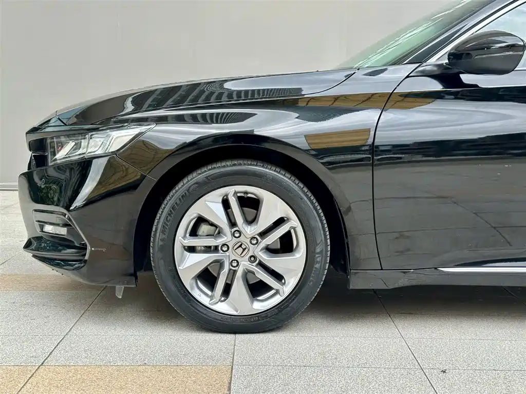 Honda Accord 2020 — фото 20