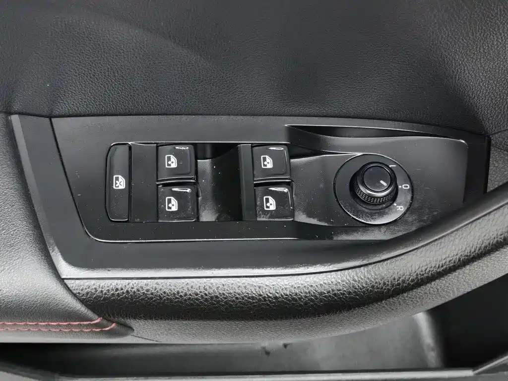 Skoda Kamiq 2023 — фото 9