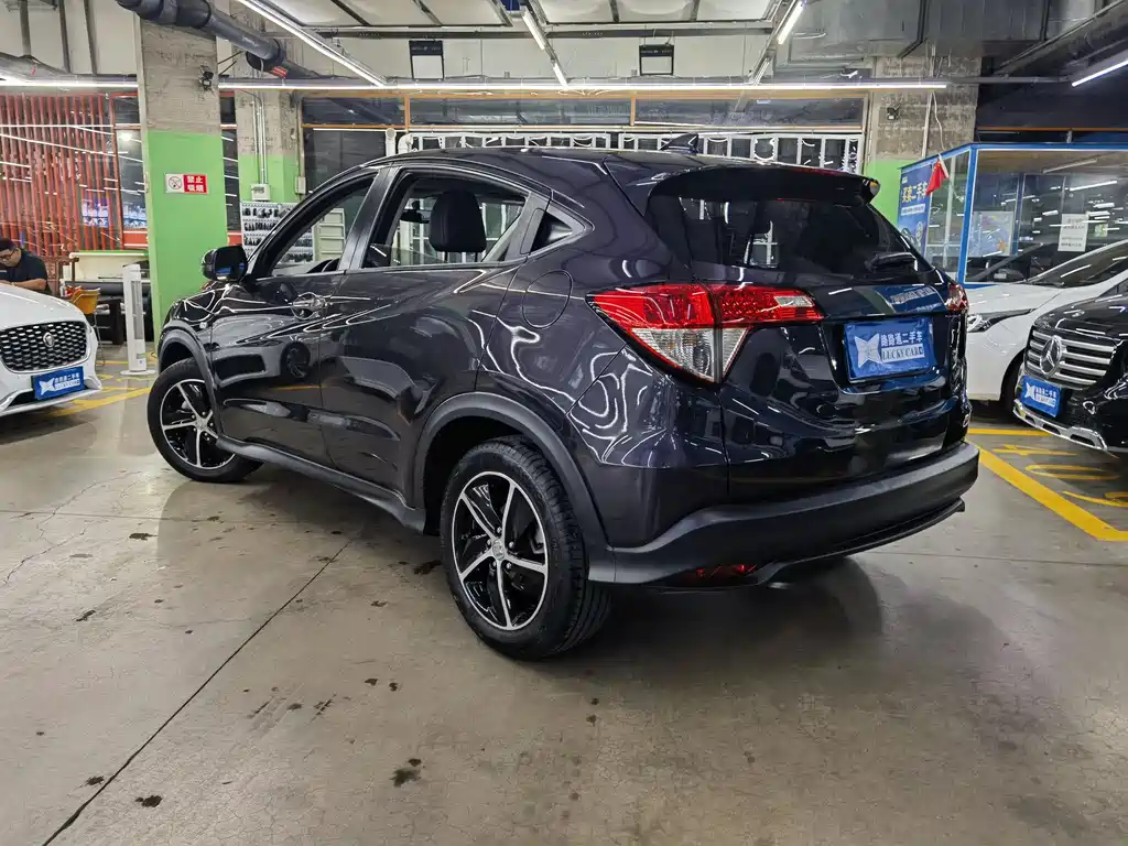 Honda Vezel 2021 — фото 4