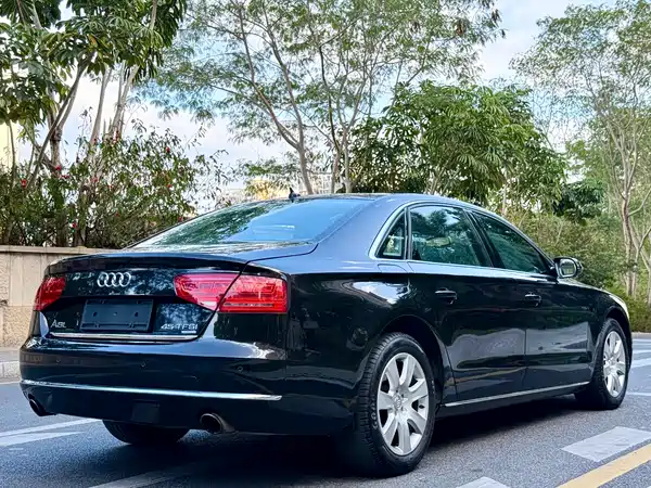 Audi A8 2013