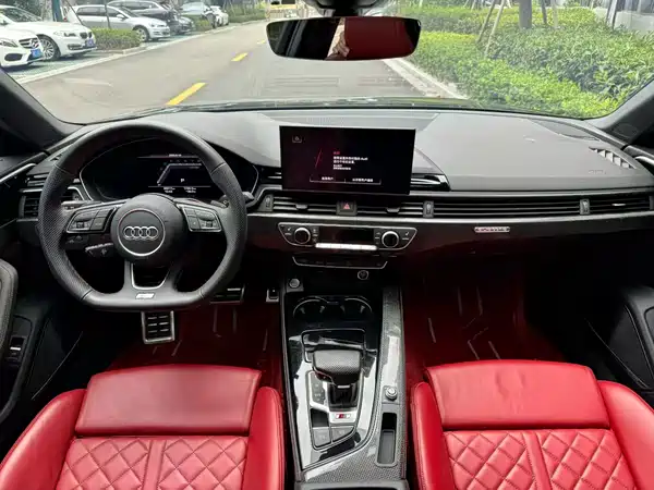 Audi S4 2023