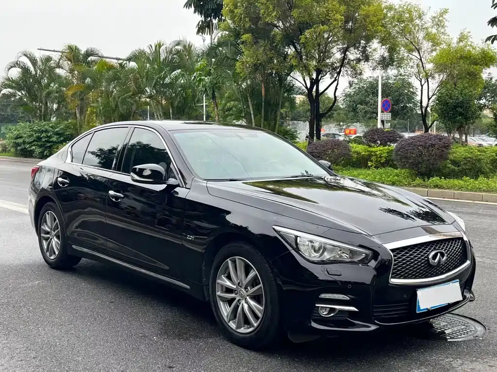 Infiniti Q50L 2017 — фото 3
