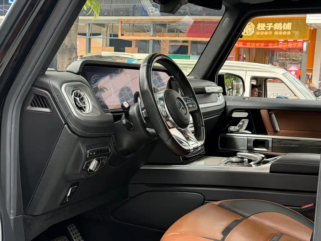 Mercedes-Benz G-Class AMG 2019 — фото 20