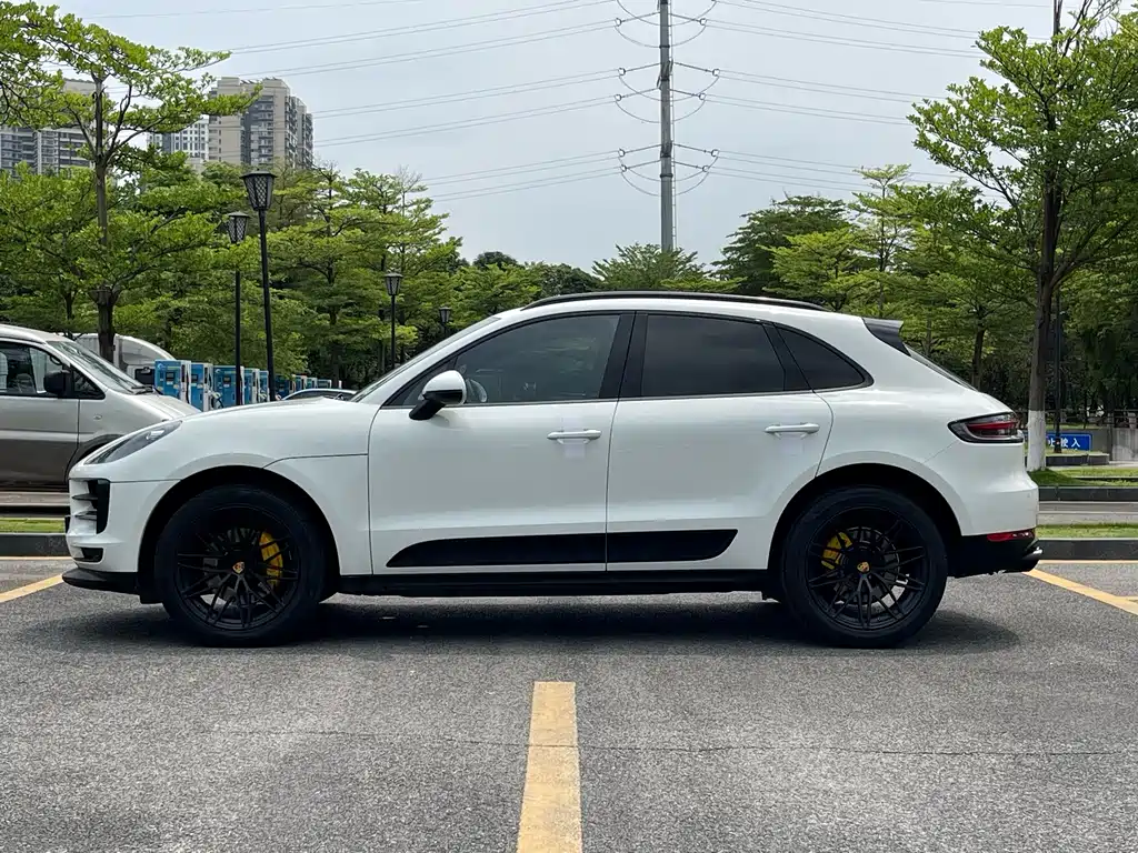 Porsche Macan 2019 — фото 7