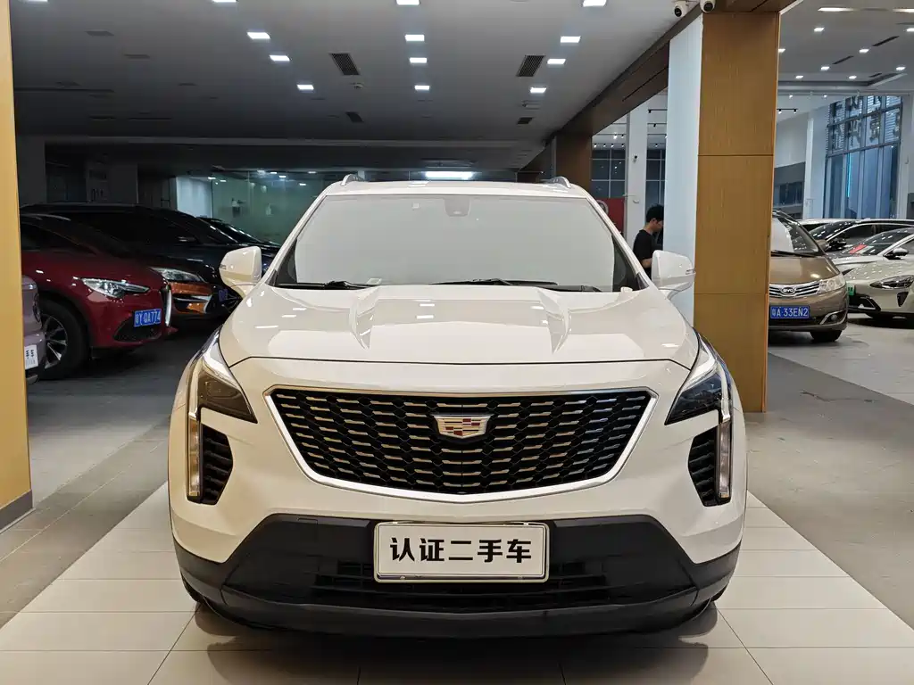 Cadillac XT4 2021 — фото 4