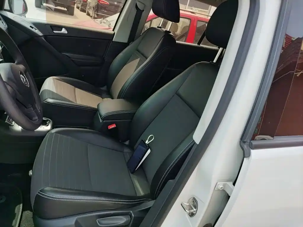 Volkswagen Tiguan 2018 — фото 15