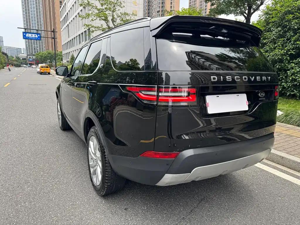 Land Rover Discovery 2021 — фото 5