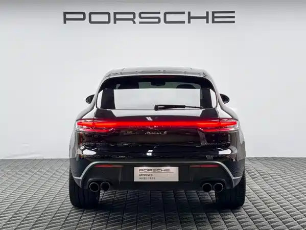 Porsche Macan 2023