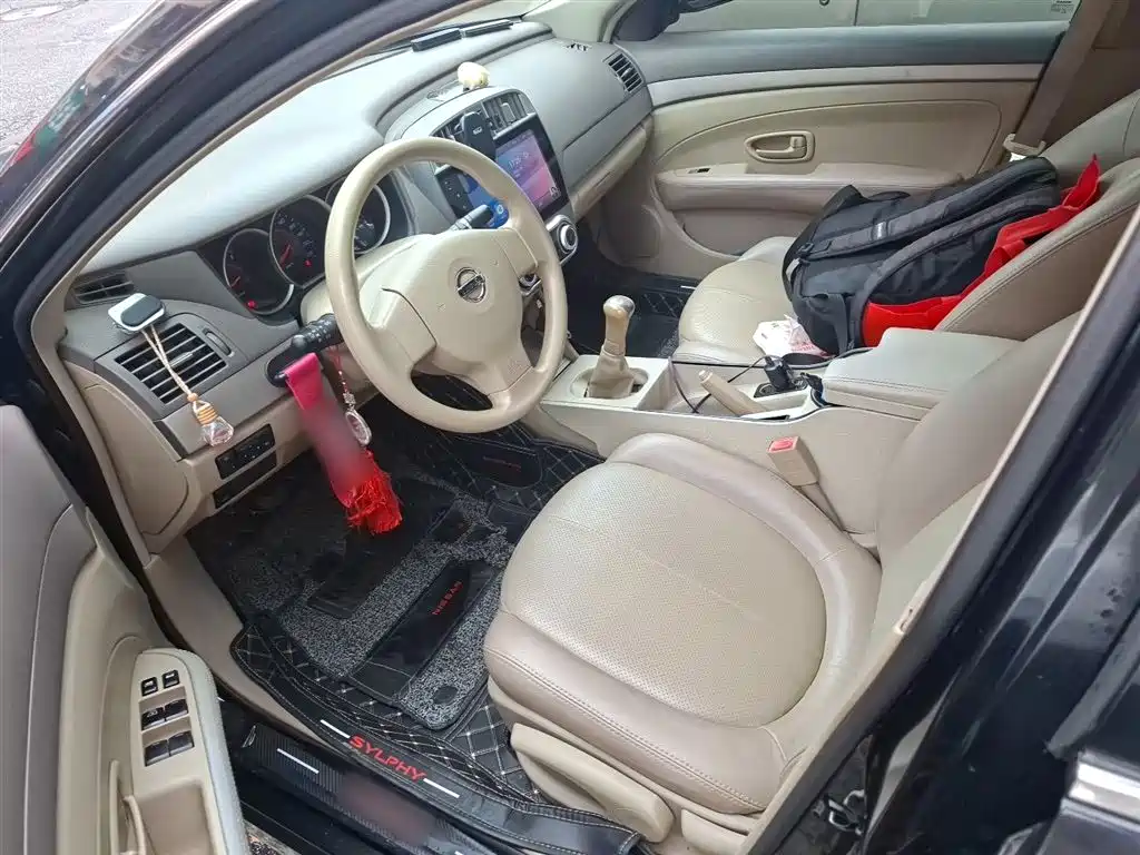 Nissan Sylphy 2016 — фото 16