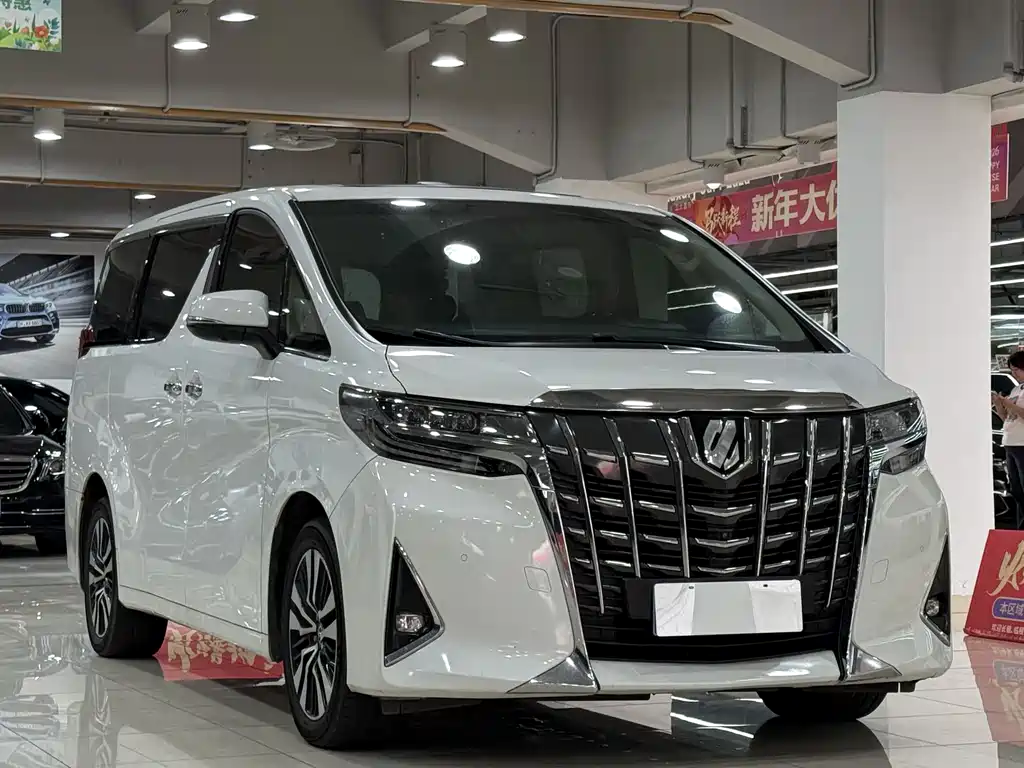 Toyota Alphard 2019 — фото 3