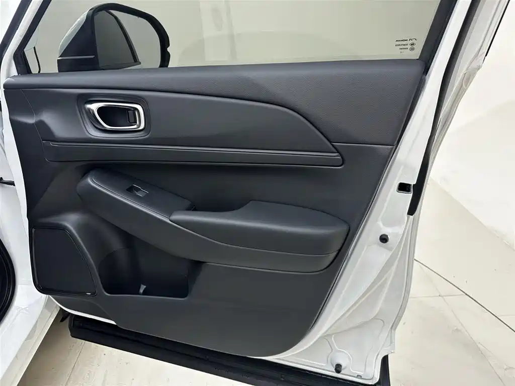 Honda Vezel 2026 — фото 13