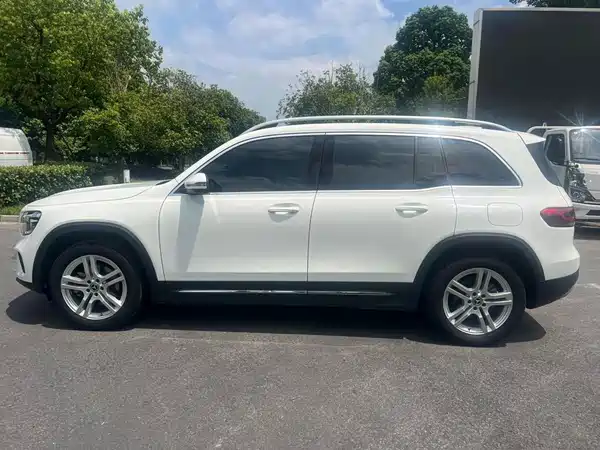 Mercedes-Benz GLB 2022