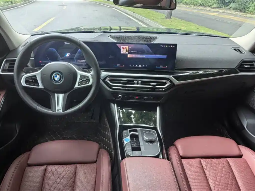 BMW i3 2024 — фото 10