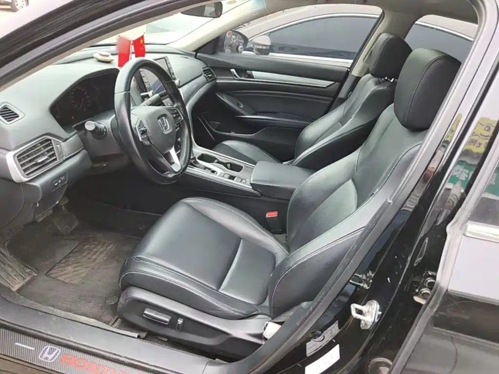 Honda Accord 2021 — фото 15