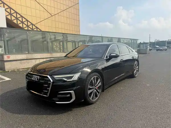 Audi A6L 2022