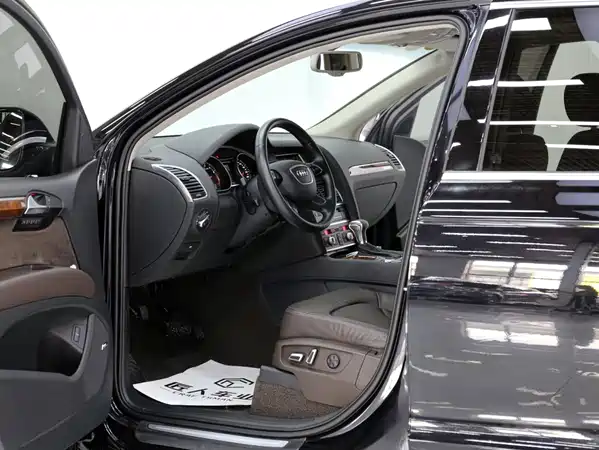 Audi Q7 2014