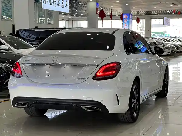 Mercedes-Benz C-Class 2020