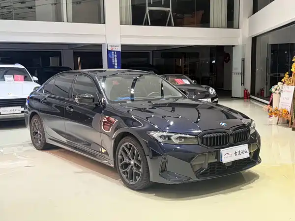 BMW 3 Series 2025