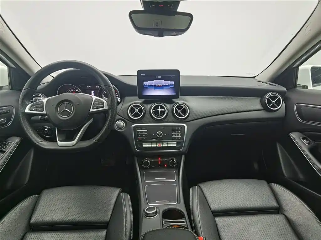 Mercedes-Benz GLA 2019 — фото 5