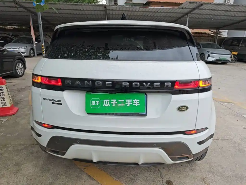 Land Rover Evoque 2020 — фото 6