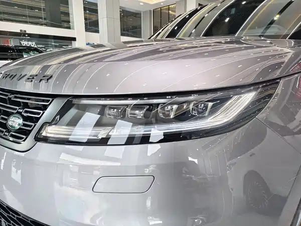 Land Rover Range Rover Sport 2025