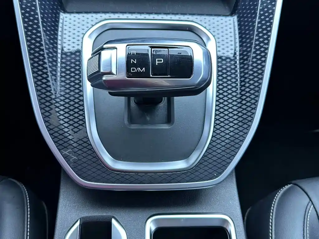 Haval M6 2022 — фото 17