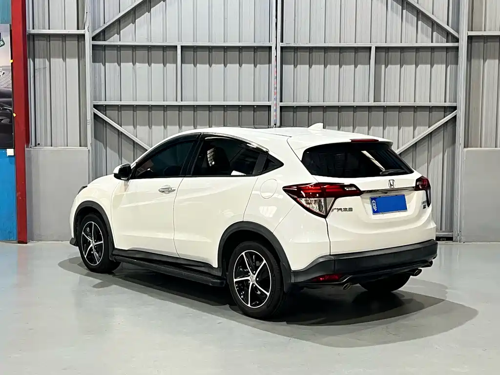 Honda Vezel 2021 — фото 9