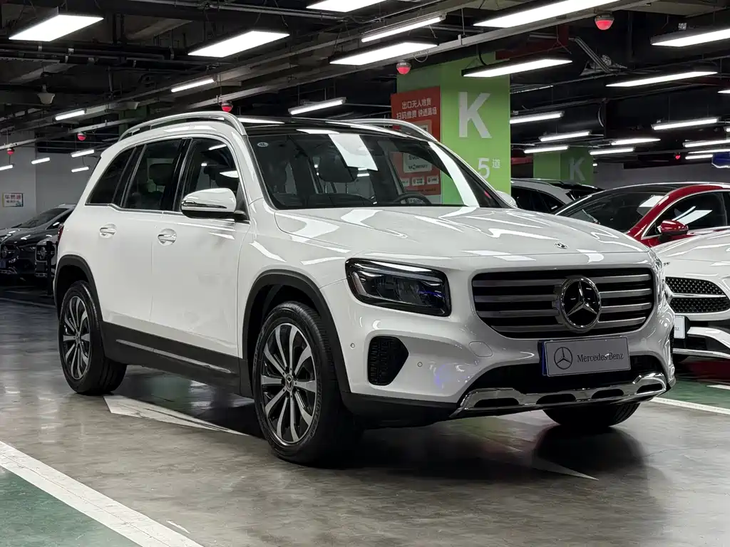 Mercedes-Benz GLB 2024 — фото 2