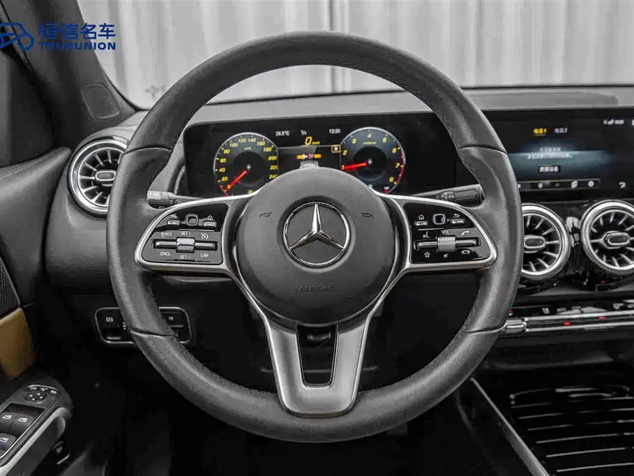 Mercedes-Benz GLB 2022 — фото 18