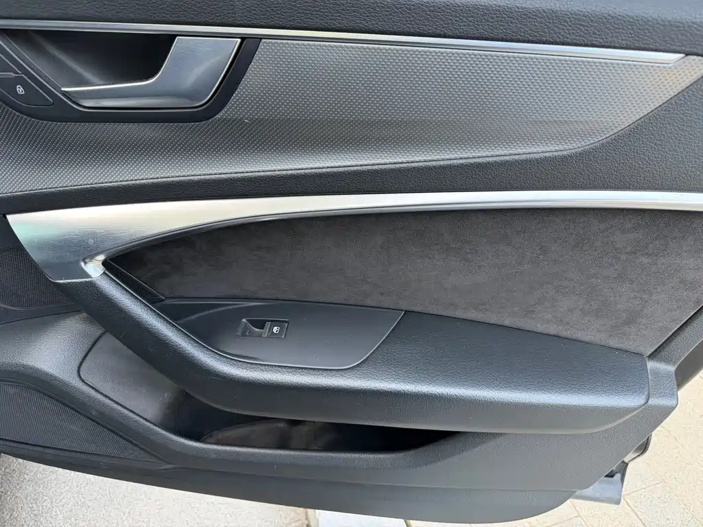 Audi A6L 2019 — фото 16