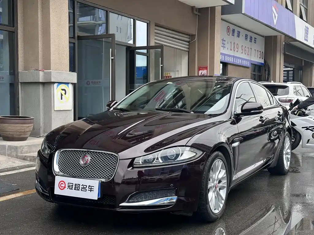Jaguar XF 2014 — фото 1