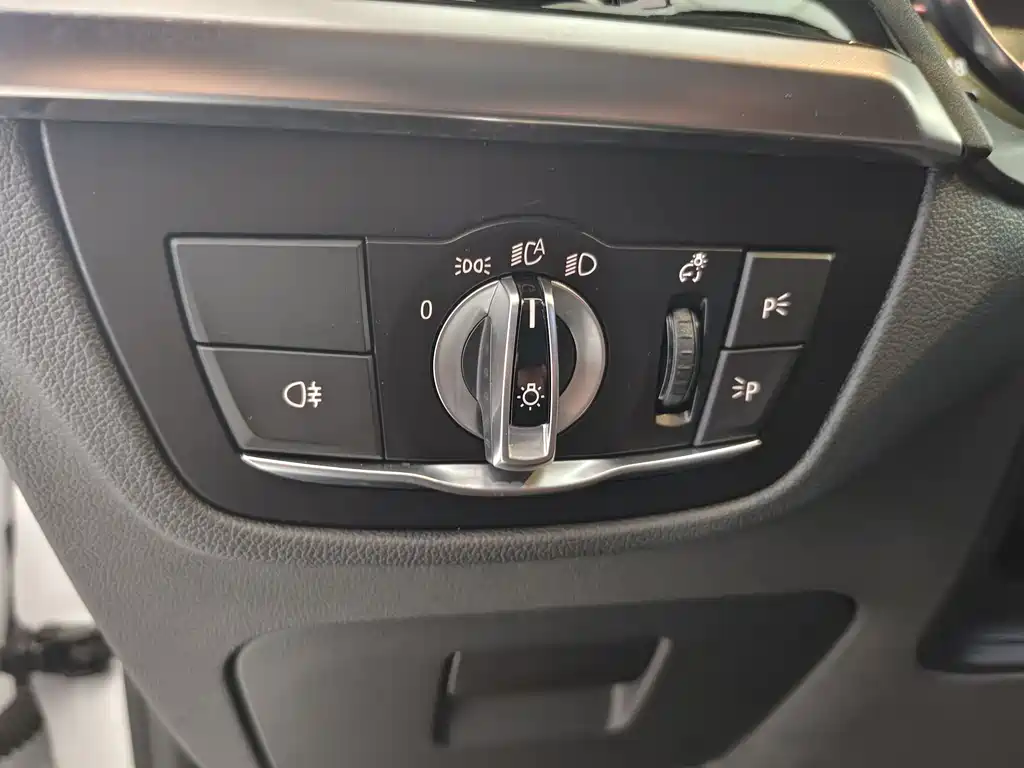 BMW X3 2019 — фото 15