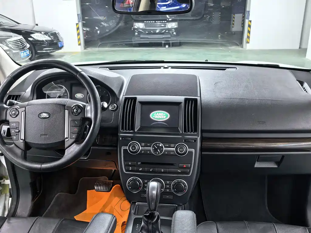 Land Rover Freelander 2 2015 — фото 9