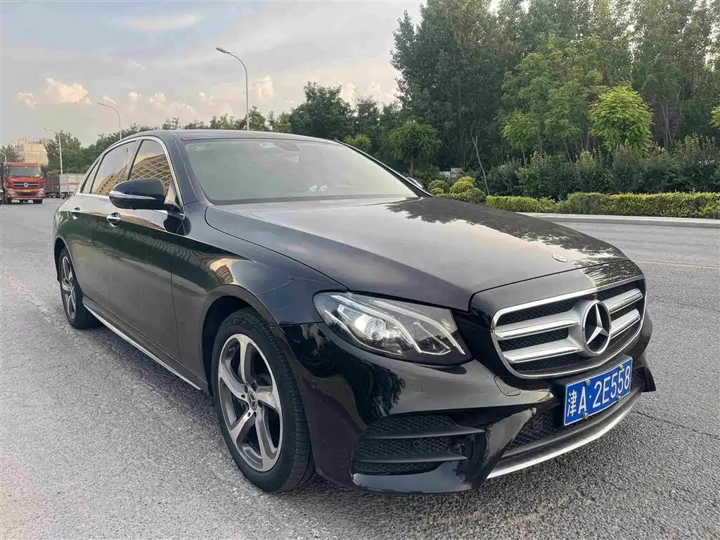 Mercedes-Benz E-Class 2019 — фото 3