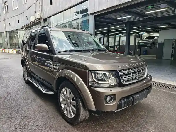 Land Rover Discovery 2015