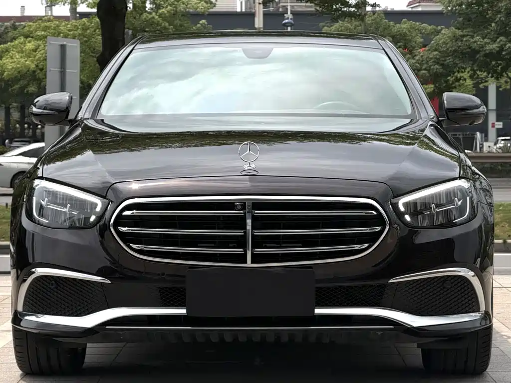 Mercedes-Benz E-Class 2021 — фото 2