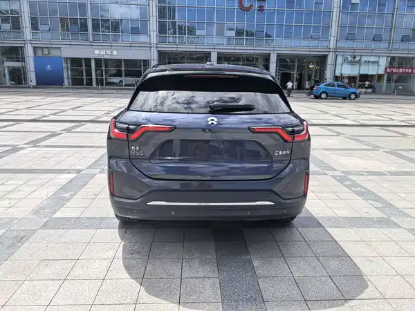 NIO ES6 2020