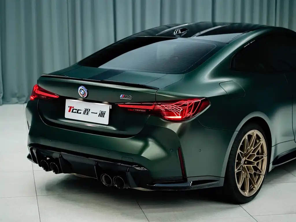 BMW M4 2025 — фото 5
