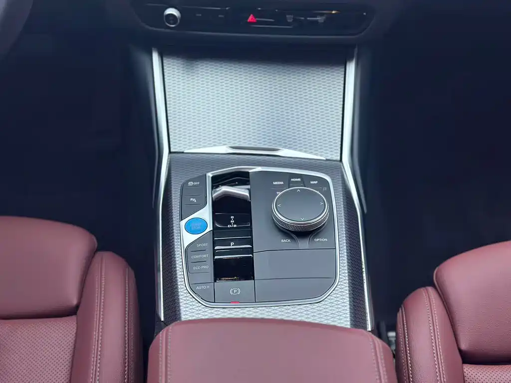 BMW i3 2024 — фото 17