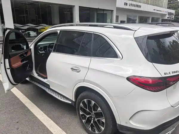 Mercedes-Benz GLC 2024