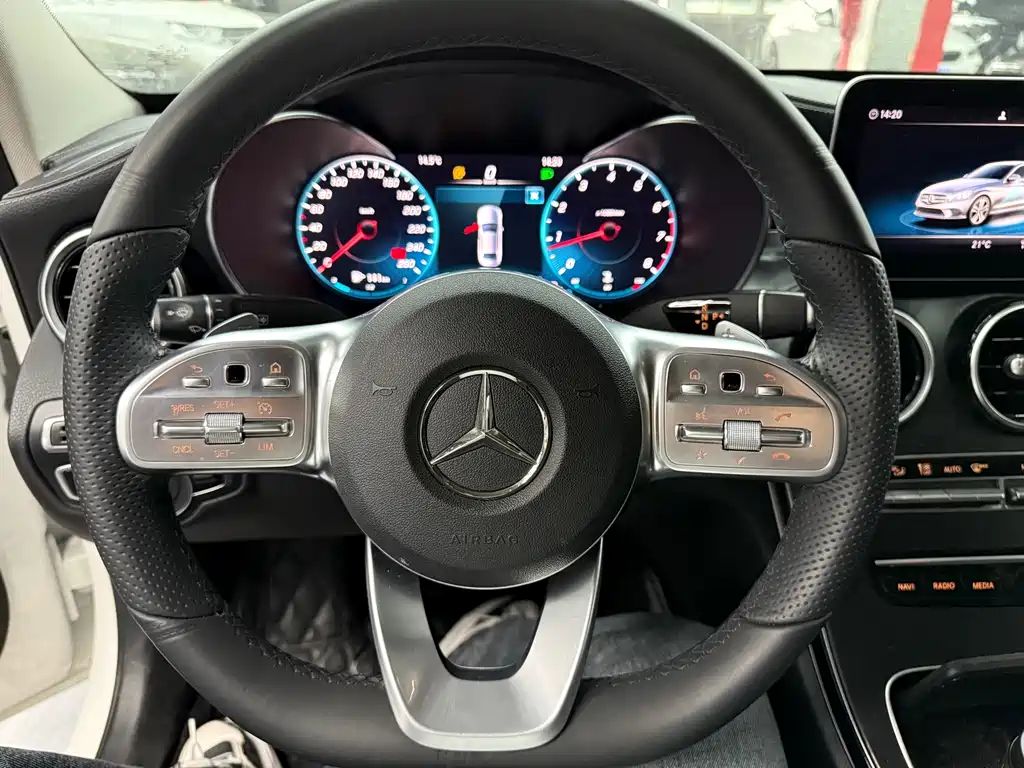 Mercedes-Benz C-Class 2019 — фото 5