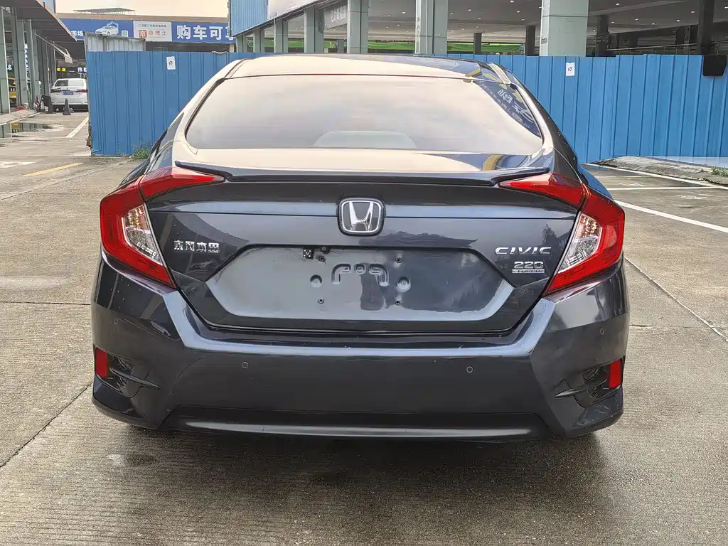 Honda Civic 2018 — фото 5