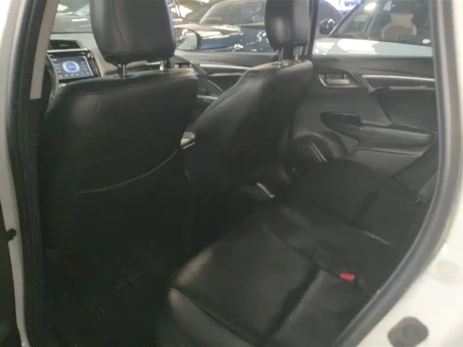 Honda Fit 2015 — фото 11