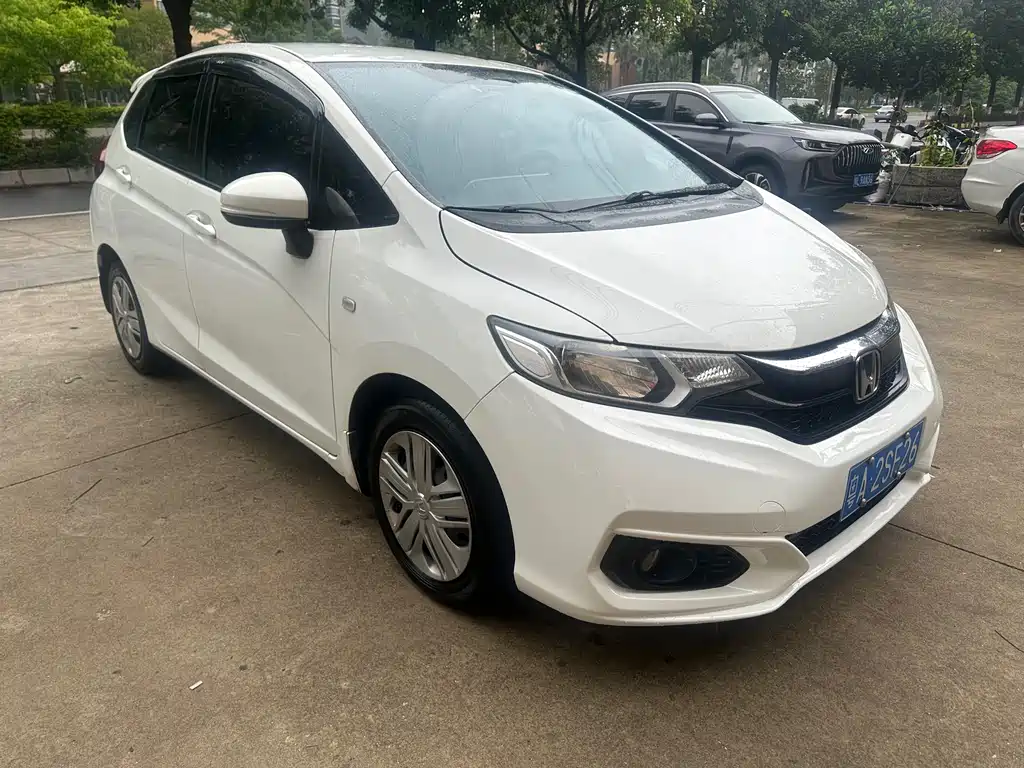 Honda Fit 2018 — фото 3