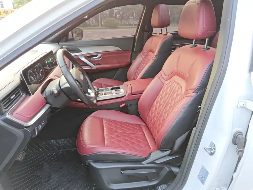 Jetour X70 PLUS 2025 — фото 15