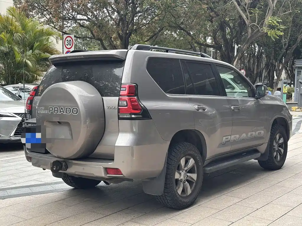 Toyota Prado 2019 — фото 6