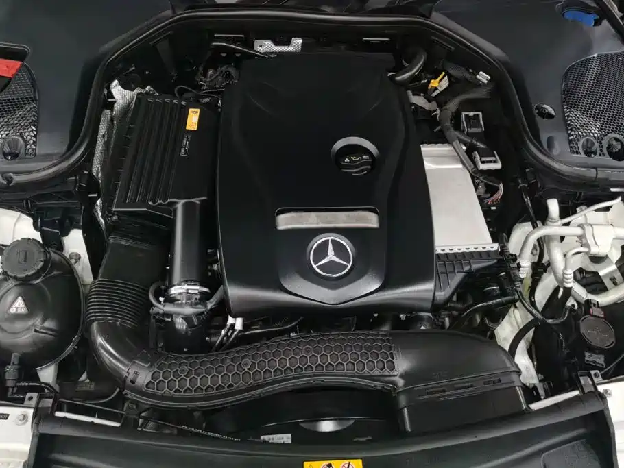 Mercedes-Benz E-Class 2017 — фото 10
